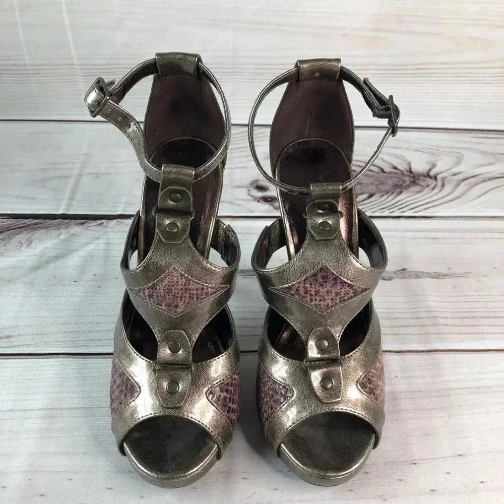 Delicious‎ Brass Metallic Heels Opn Toe Ankle Strap - Picture 2 of 8